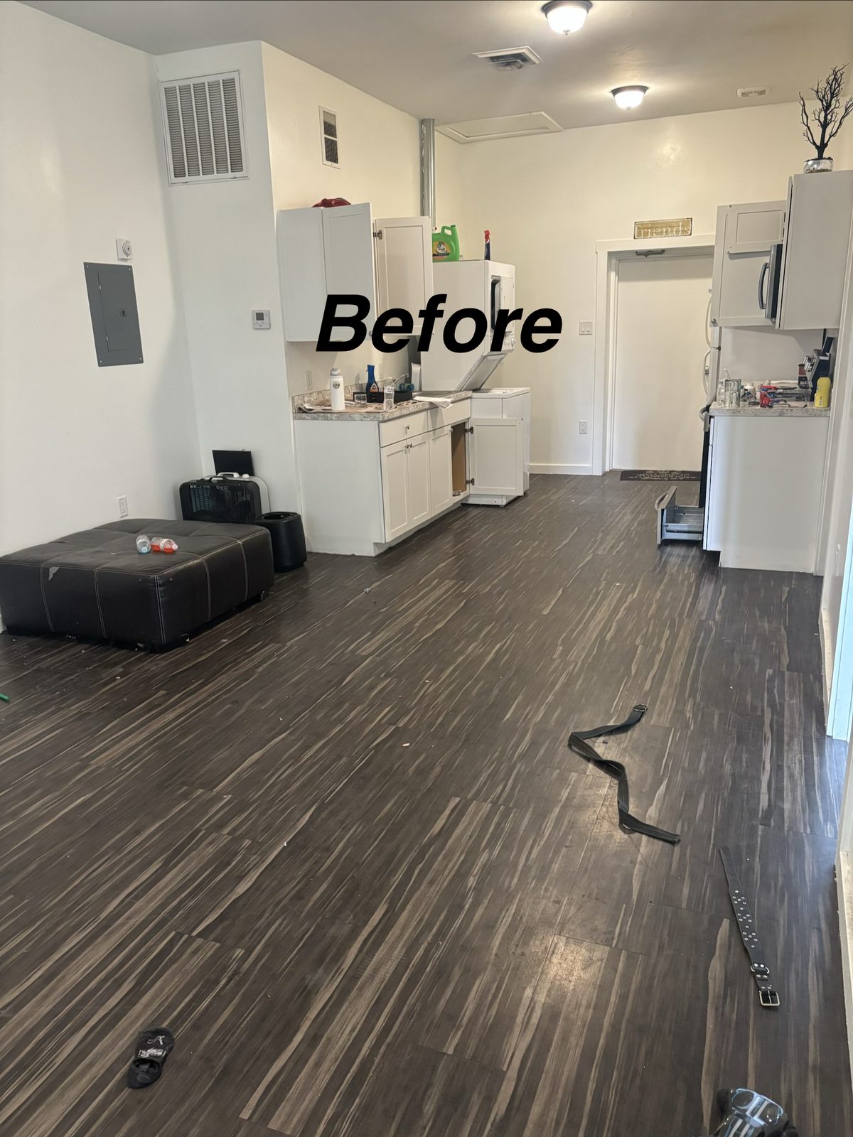 Apartment cleanout before — Peak Property Cleanouts